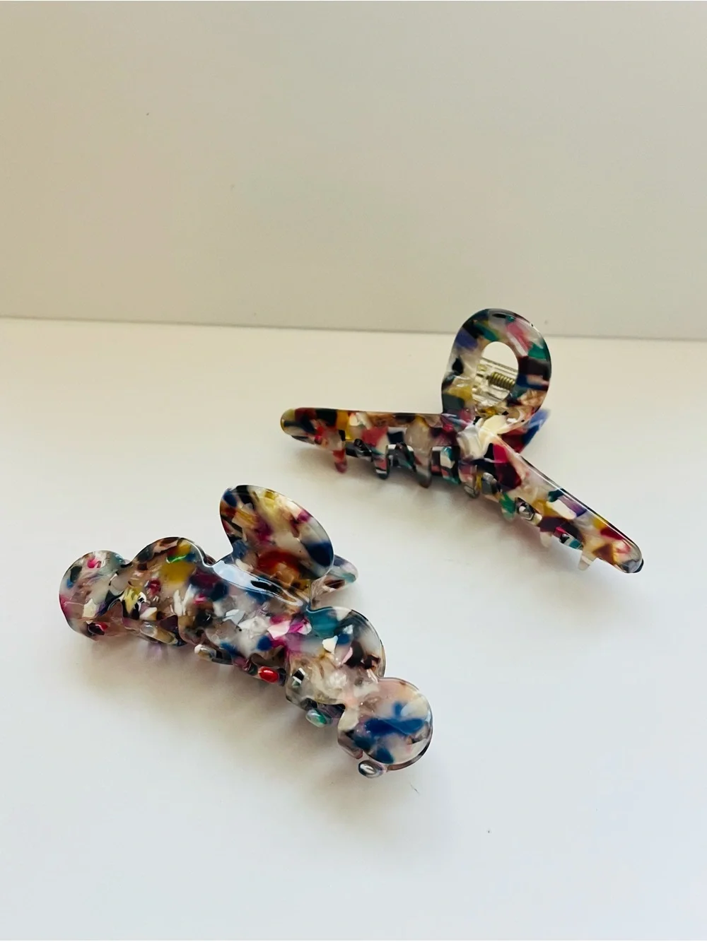 Multicolor Resin Hair Claw Clip - Set of 2